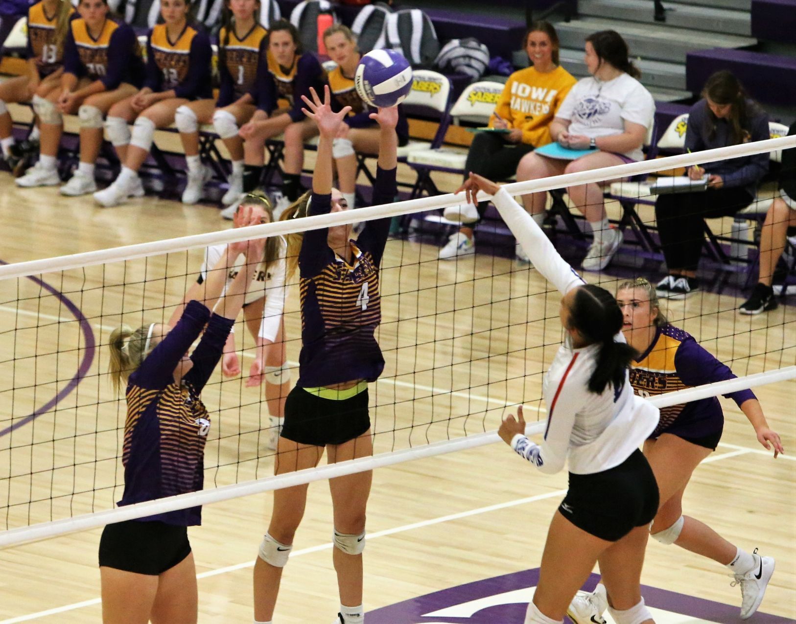 092821-qc-spt-central-dewitt vb2.jpg